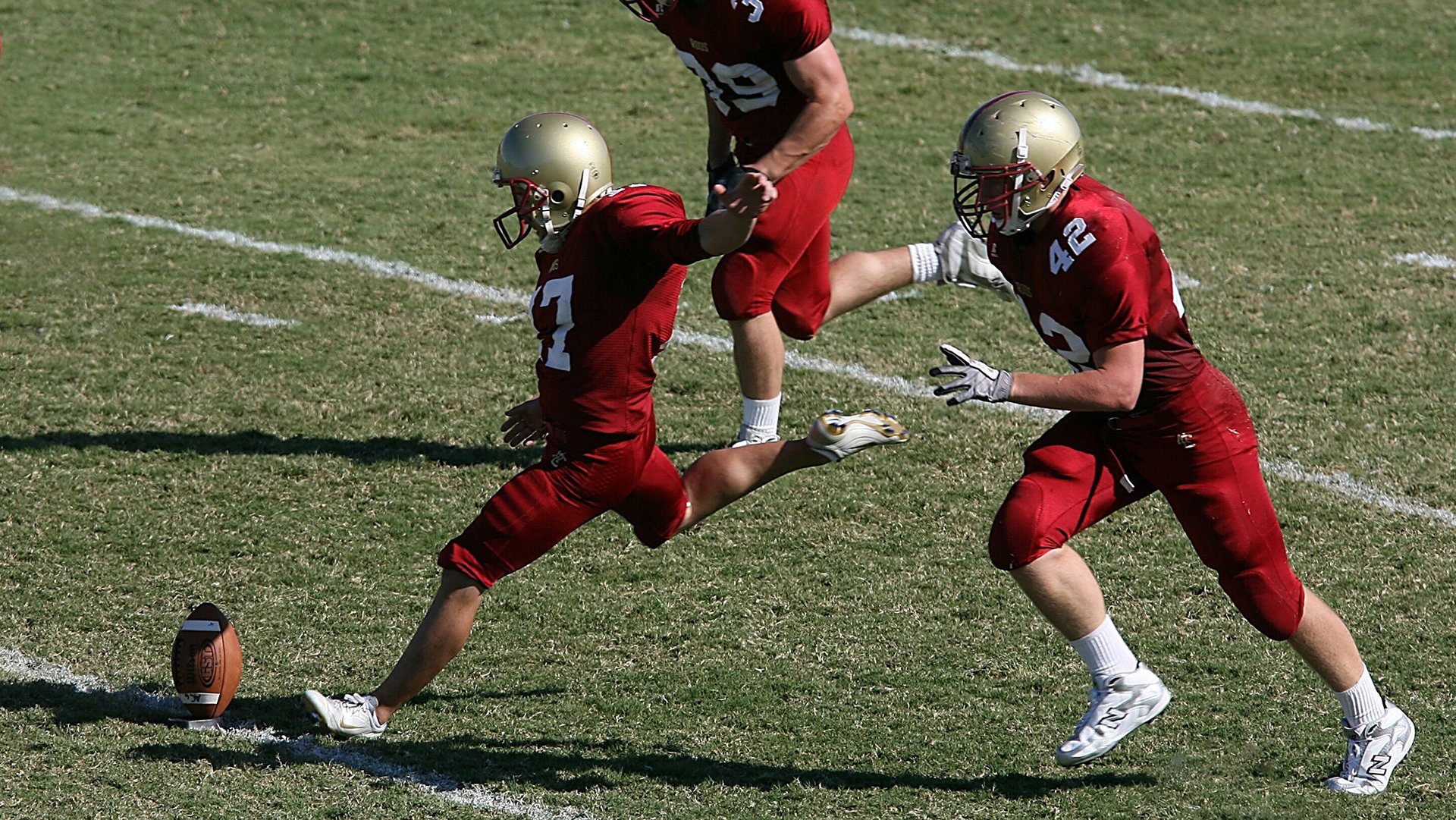 “西甲豪门战术调整，比赛不断推陈出新”，西甲豪门七大豪门
