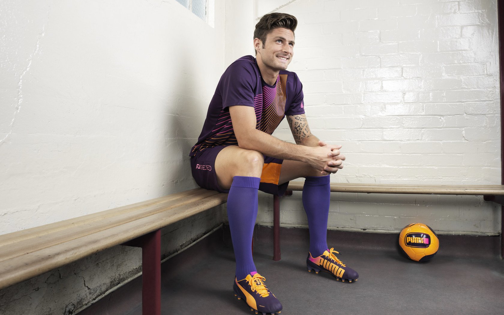 瑞典大将怒斥裁判，意大利绝杀赢得保级希望，瑞典淘汰意大利荷兰